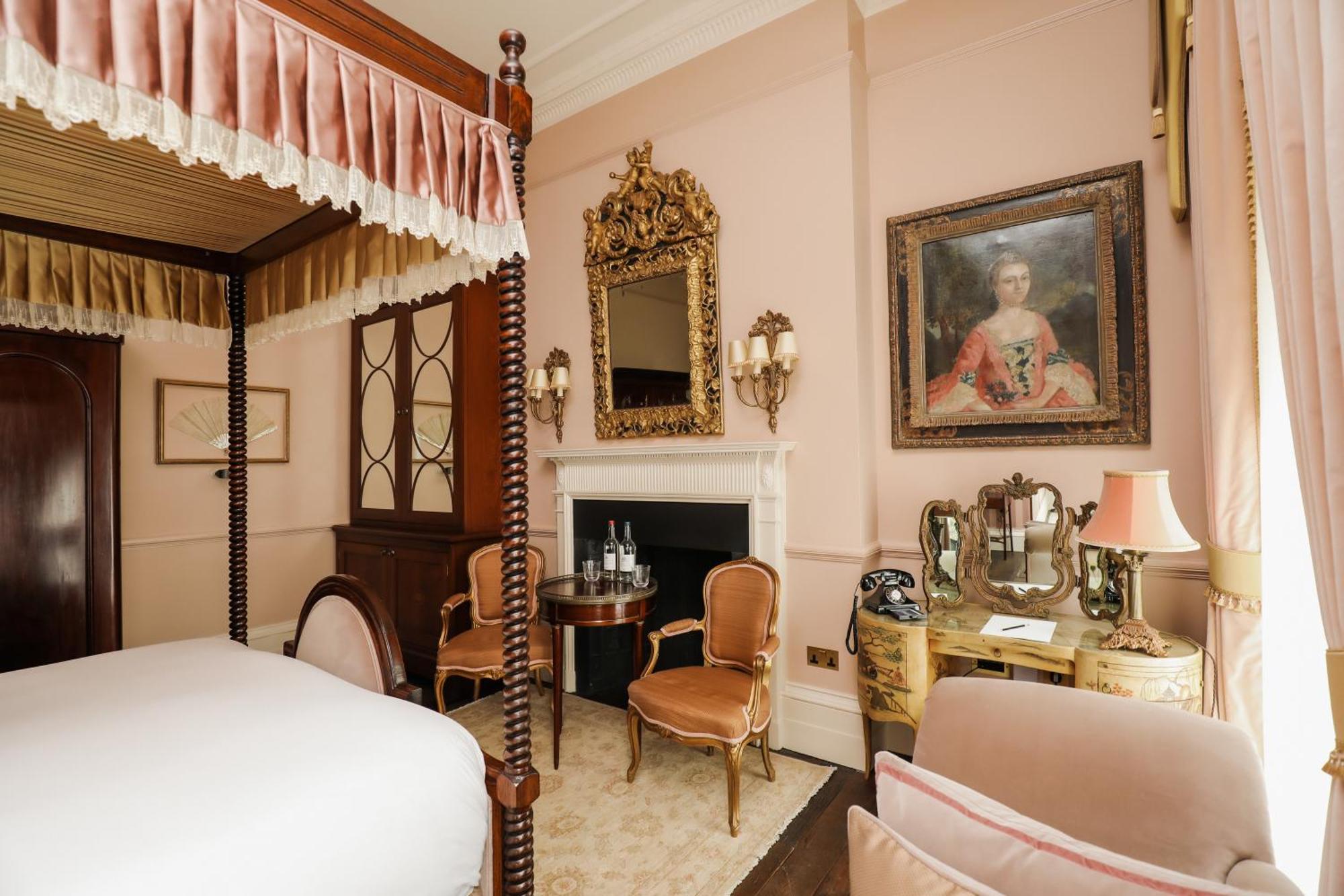 Henrys Townhouse Marylebone, London 호텔 객실 사진